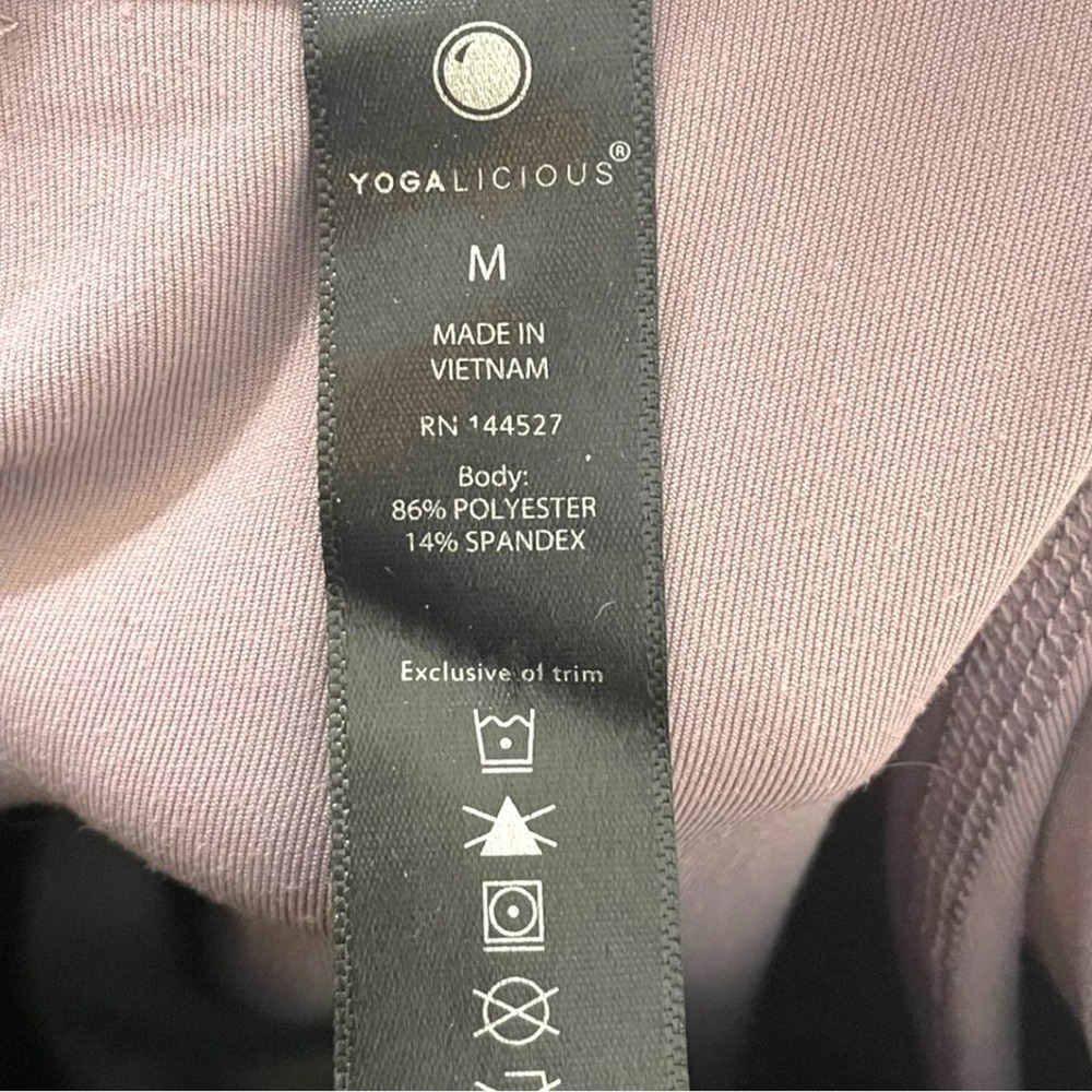 Yogalicious Zip Neck Long Sleeve Top size M - Picture 7 of 7